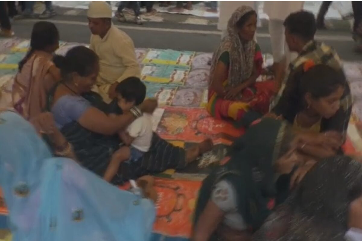 भोपाल सेंट्रल जेल में रक्षाबंधन,जेल की चारदीवारी के बीच बहनों ने भाइयों की कलाई पर बांधा रक्षा सूत्र