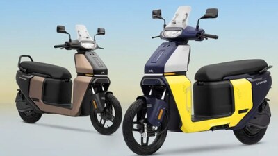 TVS ने EV टू-व्हीलर सेल में पहला स्थान हासिल किया है.