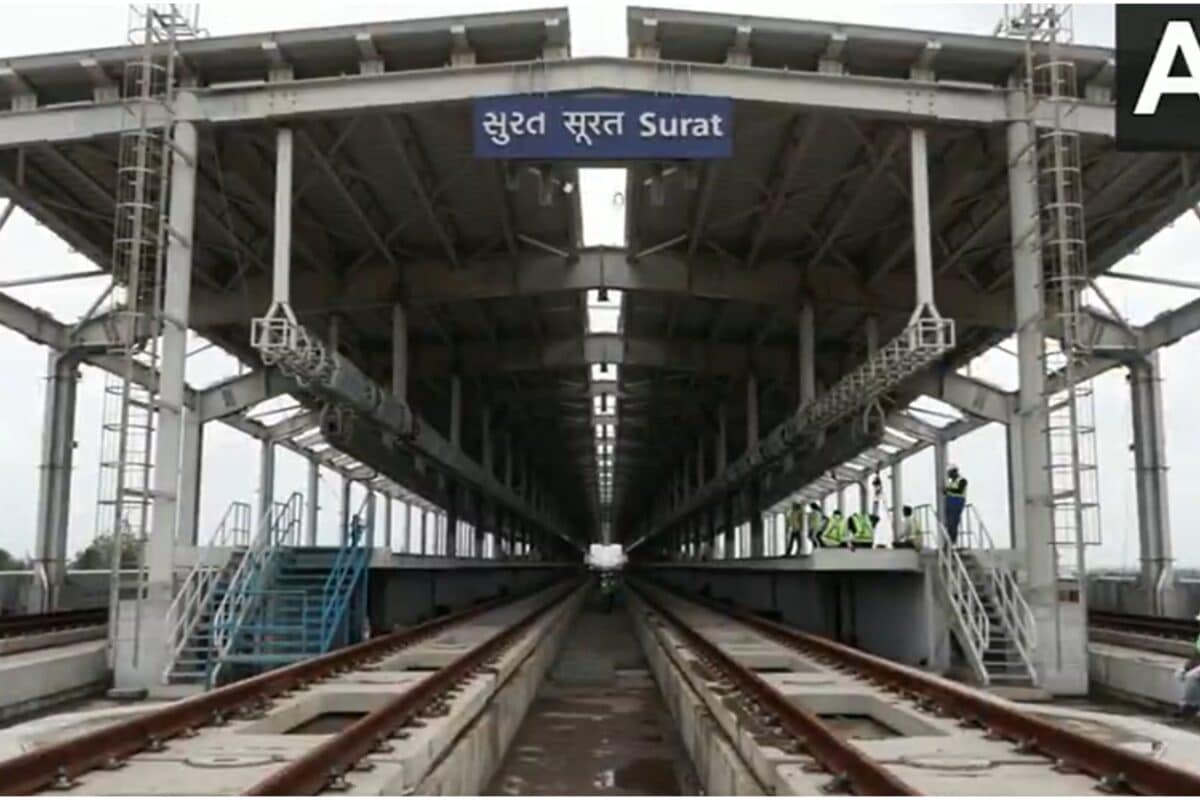 डायमंड कटिंग डिजाइन और बुलेट ट्रेन के स्वागत को तैयार सूरत स्टेशन का स्ट्रक्चर-रूफिंग काम पूरा