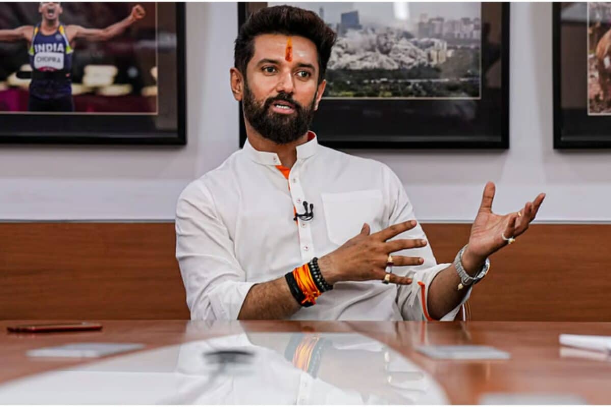 जंतर-मंतर से उठी जाति आधारित आरक्षण के खिलाफ आवाज चिराग पासवान बोले- सरकार बात सुनने को तैयार लेकिन
