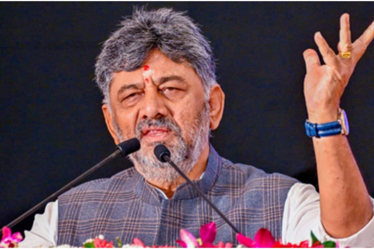 SIR: कर्नाटक में 15 करोड़ मतदाताओं के नाम कटने का खतरा डीके शिवकुमार ने चुनाव आयोग से मांगा और समय