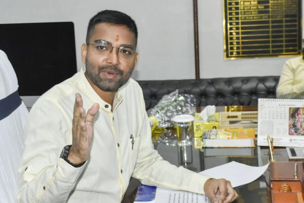 बिहार सरकार के मंत्री दीपक प्रकाश बने MLC, राज्यपाल ने मनोनयन को दी मंजूरी