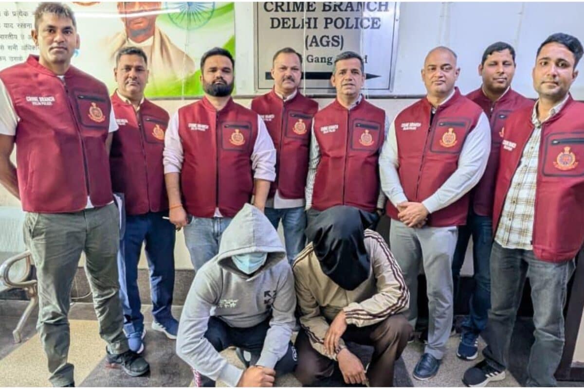 बिस्किट-मिठाई के डिब्बे से खुला राज कनाडा को भेज रहे थे अफीम बदले में पाकिस्तान से आ रहे थे हथियार