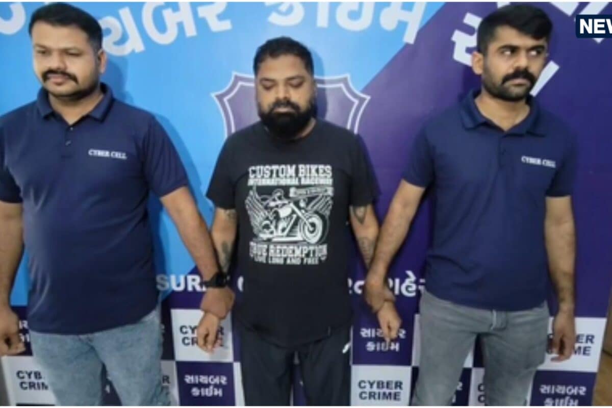 14 राज्यों में 113 शिकायतें 34 बैंक अकाउंट 33 करोड़ रुपए गुजरात में चीन के साइबर गैंग का भंडाफोड़