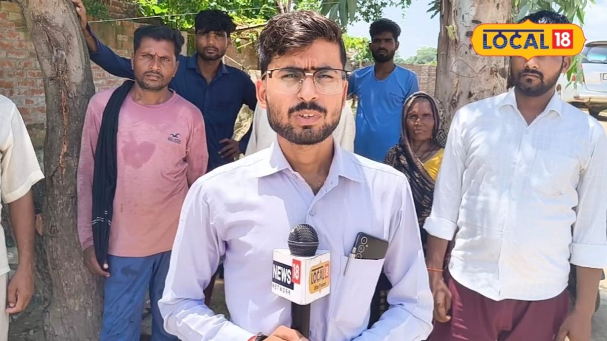 न बिजली, न रोशनी…. 35 साल से अंधेरे में जी रहा 10 परिवार, जंगल के बीच ऐसे गुजर रही जिंदगी न बिजली, न रोशनी…. 35 साल से अंधेरे में जी रहा 10 परिवार, जंगल के बीच ऐसे गुजर रही जिंदगी