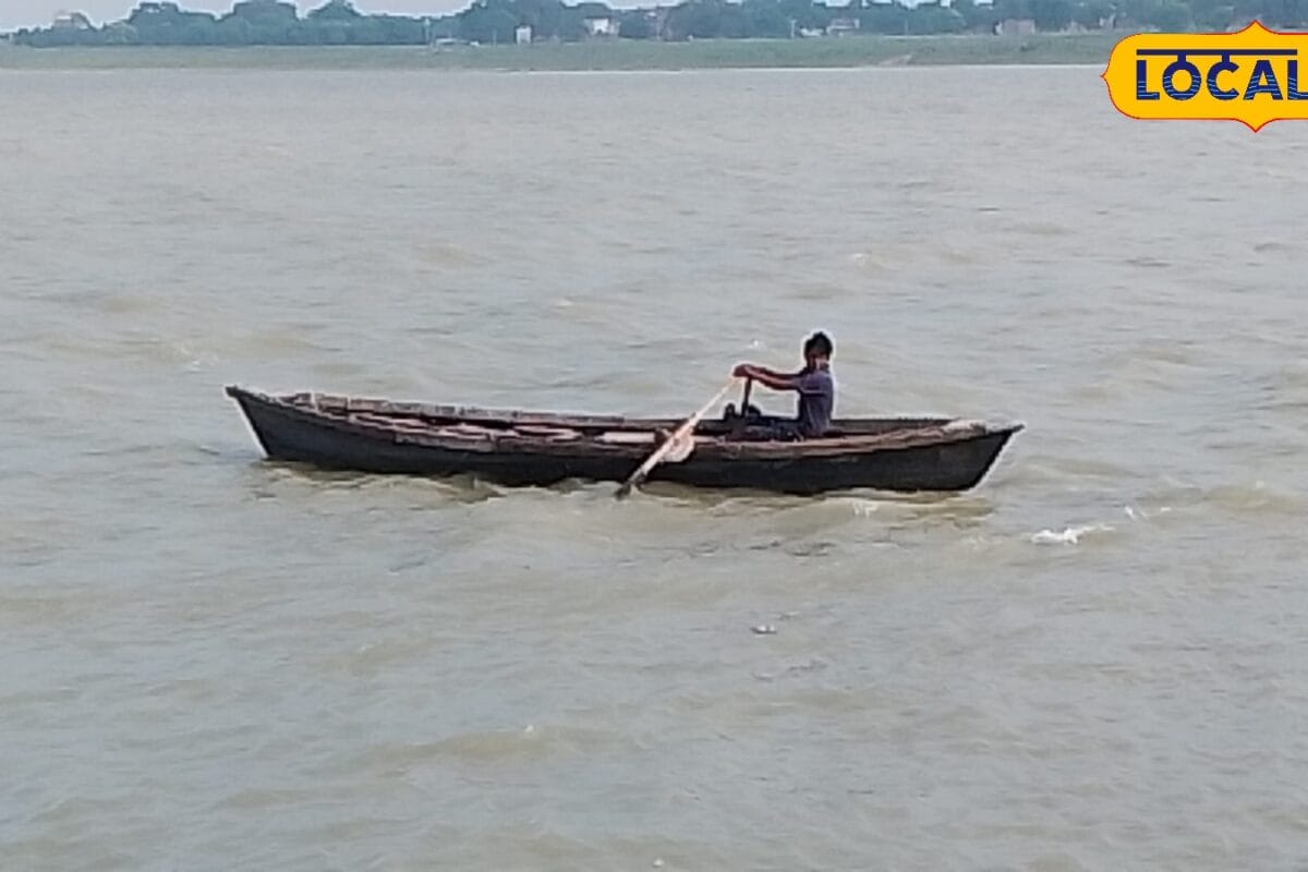 मिर्जापुर में गंगा का जलस्तर बढ़ने से नौका संचालन पर रोक लगी 66 मीटर के ऊपर पहुंचा जलस्तर नाविकों की रोजी-रोटी पर संकट
