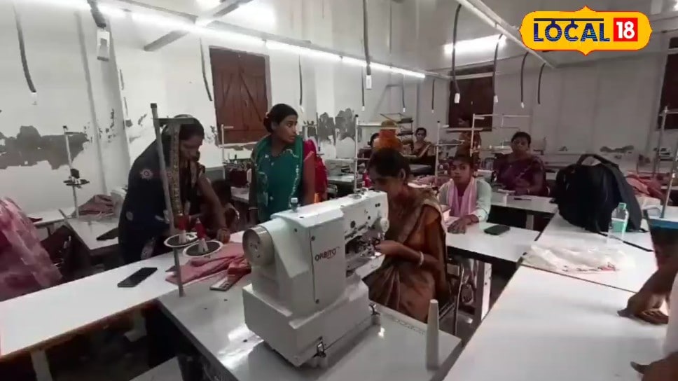 Business Tips: मात्र ₹125 लाख में खोलें सिलाई दुकान जानें जरूरी मशीनें लागत और कमाई का पूरा गणित