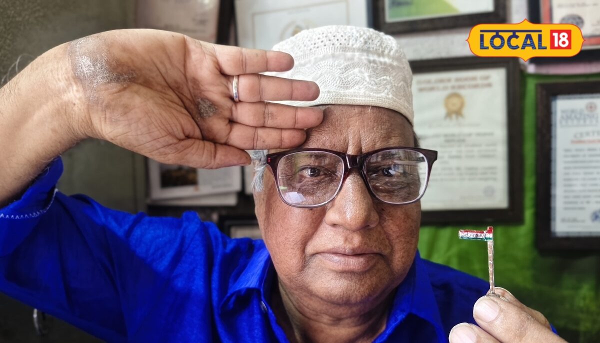 सिर्फ 1 सेंटीमीटर के तिरंगे में दिखी भारत की एकता ओम अल्लाह खंडा और क्रॉस से दिया कौमी एकता का अनोखा संदेश