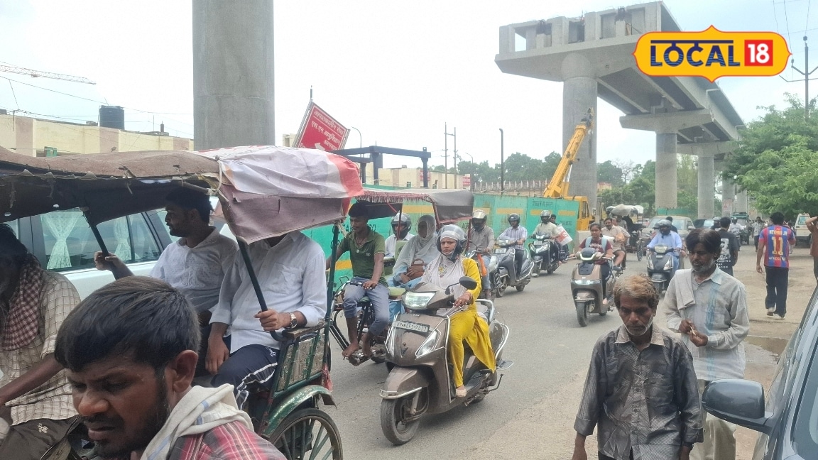 Ground Report: आगरा-दिल्ली नेशनल हाईवे पर मेट्रो निर्माण की हटेगी बैरिकेडिंग 5 नए स्टेशन तैयार जाम से मिलेगी राहत