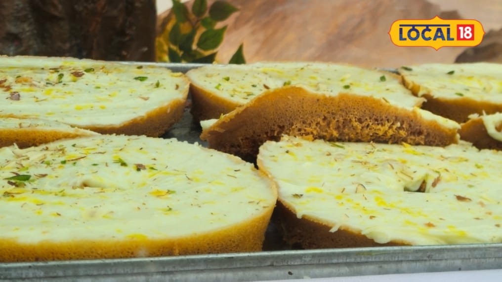 ऋषिकेश में छाई राजस्थान की मिठास, सादा से केसर रबड़ी तक...यहां मिल रही घेवर की 3 खास वैरायटी, जानें लोकेशन