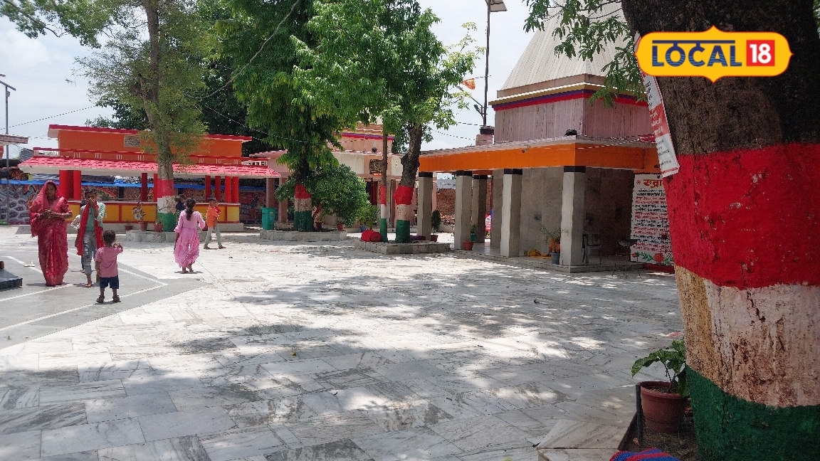 महराजगंज का इटहिया गांव बनेगा नया पर्यटन केंद्र मिनी बाबा धाम इटहिया पंचमुखी शिव मंदिर का होगा विकास श्रद्धालुओं को मिलेंगी बेहतर सुविधाएं