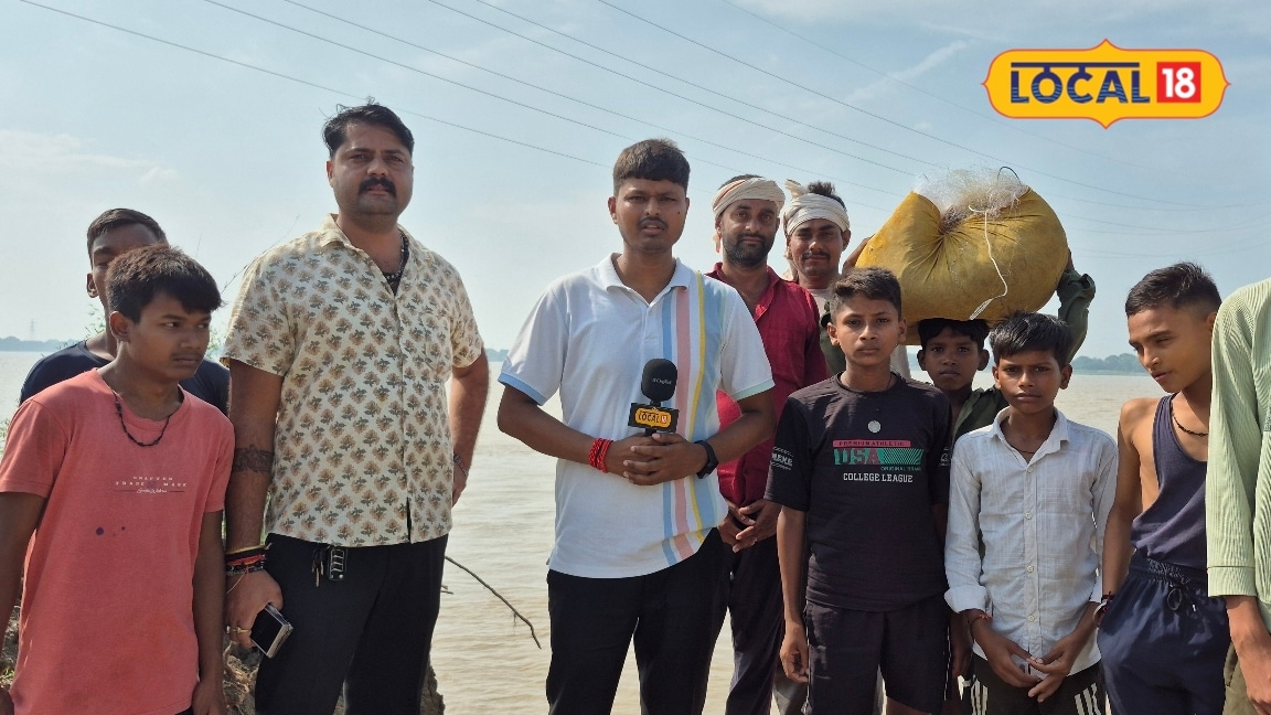 Ground Report: चंदौली के कुंडा खुर्द में गंगा के बाढ़ और कटान से ग्रामीणों में भय का माहौल गंगा में समाया 400 साल पुराना पीपल