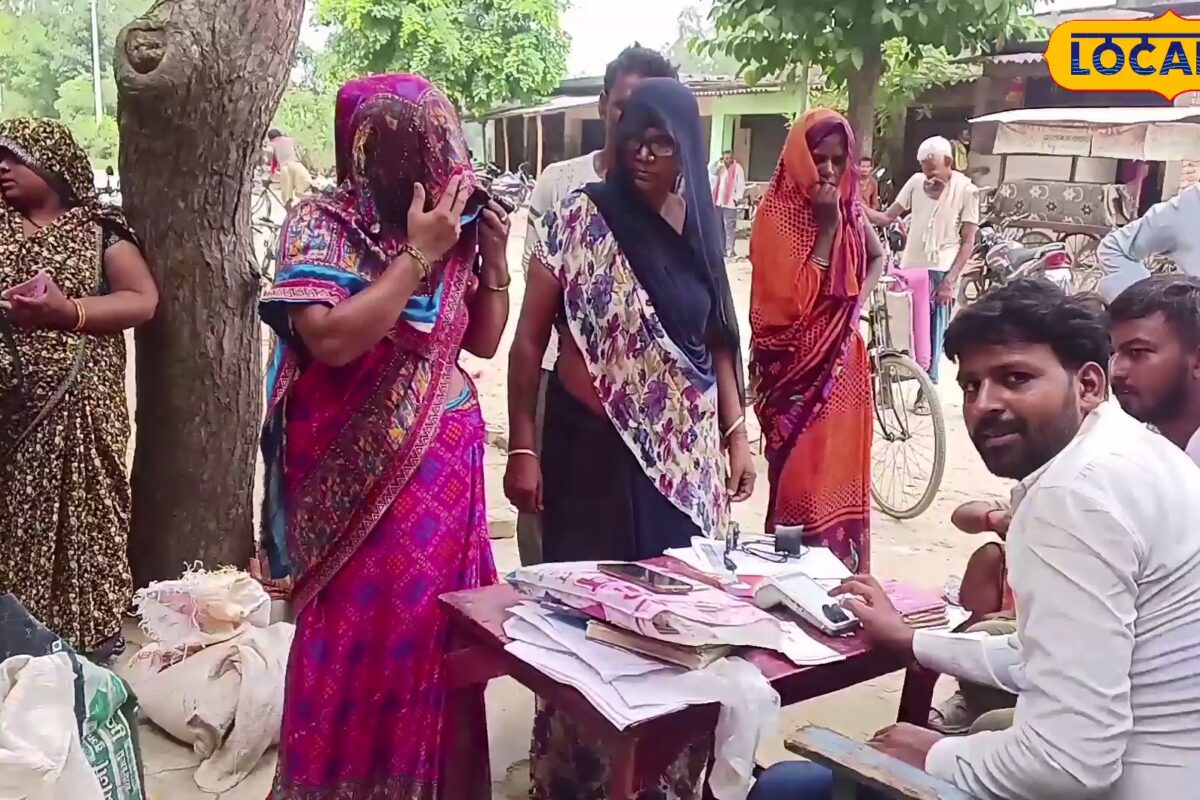 अमेठीः पहले तो 6 से 12 रुपए प्रति क्विंटल मिलते थे लंबे संघर्ष के बाद मिला सम्मानजनक मानदेय कोटेदारों ने कहा ईमानदारी से करेंगे काम