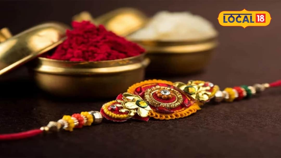 रक्षाबंधन पर बहनें भाइयों के साथ देवी-देवताओं को भी बांध सकती हैं राखी शिव को हरी कृष्ण व गणेश को रक्षा सूत्र माना जाता है शुभ