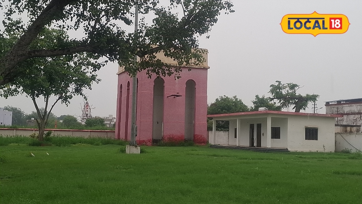 इंडिया गेट की तरह दिखती है अंग्रेजों के बनवायी ईदगाह की पानी की टंकी अकबरी ईंट का हुआ है प्रयोग