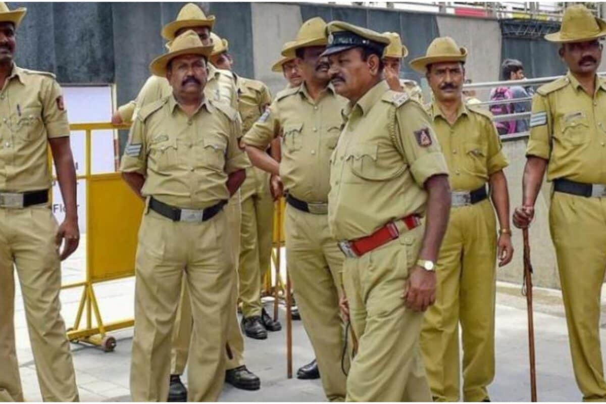 एक घर दो लाशें और कई सवाल बेंगलुरु में 34 साल के पिता और 4 साल के बेटे की मौत से सनसनी