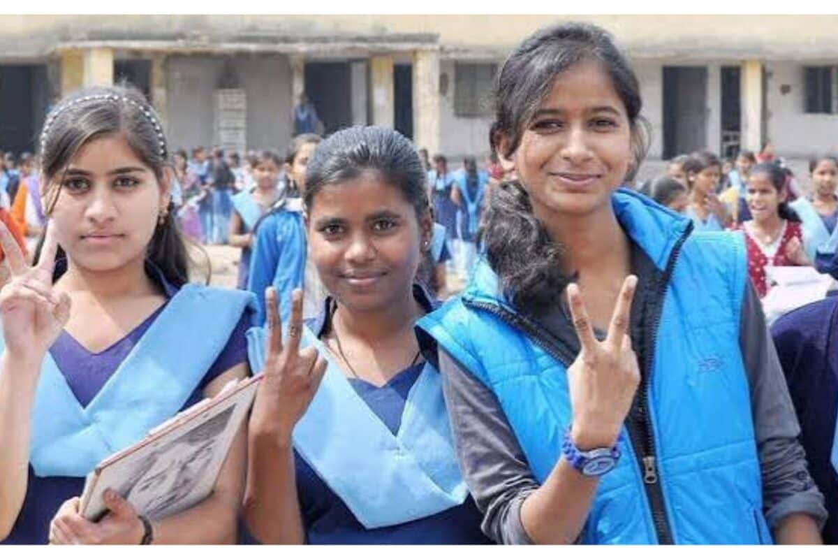 बिहार में छात्रों को जल्द मिलेंगे 50-50 हजार रुपए, सीधे खाते में होगा ट्रांसफर, जानें सरकार की तैयारी