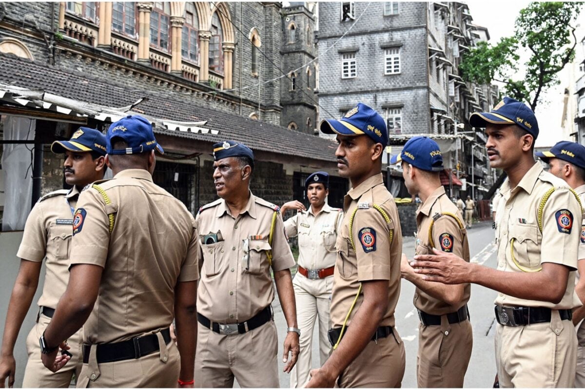नागपुर का होटल कमरा नंबर 302 और 28 साल की लड़की रात को आई चीखने की आवाज फिर क्या हुआ
