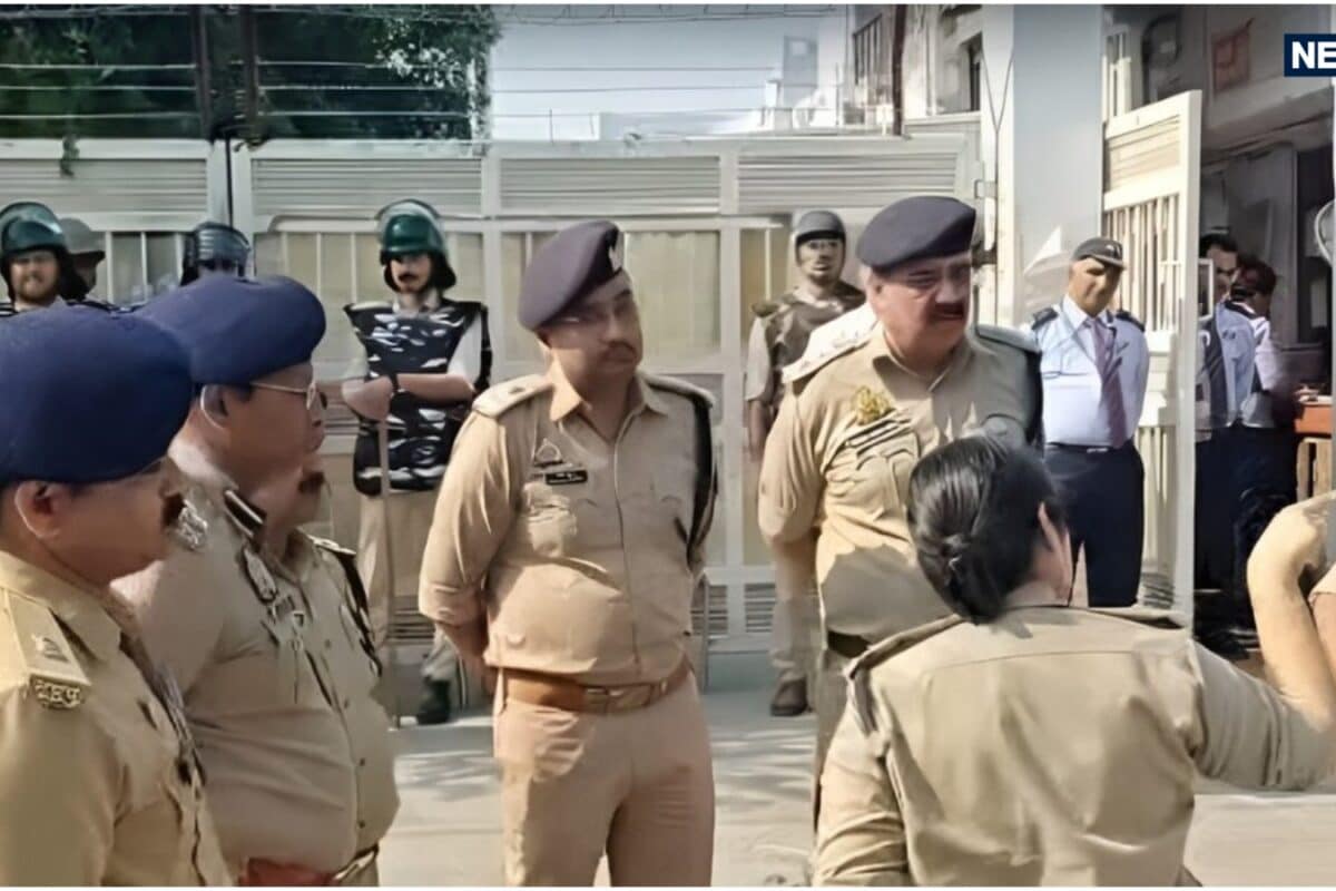नोएडा में लोकसभा सचिवालय के अधिकारी की मौत 15 पेज का नोट बना जांच का अहम सुराग