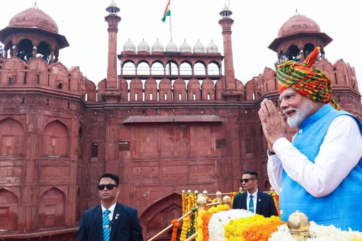 इतिहास में पहली बार: लाल किले से गूंजेगा वंदे मातरम् 80वें स्वतंत्रता दिवस पर दिखेगी युवा शक्ति