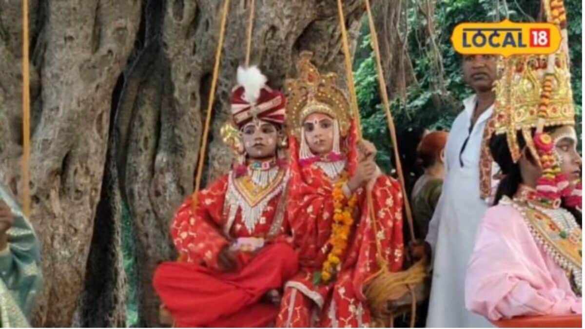 अयोध्या में सावन झूलनोत्सव, मणि पर्वत पर उमड़ी श्रद्धालुओं की भीड़