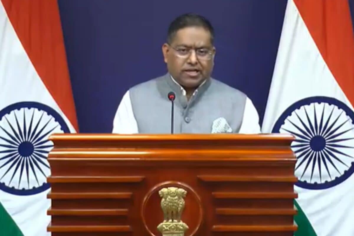 MEA Briefing: शेख हसीना की प्रेस कॉन्फ्रेंस से तिलमिलाया हुआ है बांग्लादेश विदेश मंत्रालय ने ऐसे कराया चुप