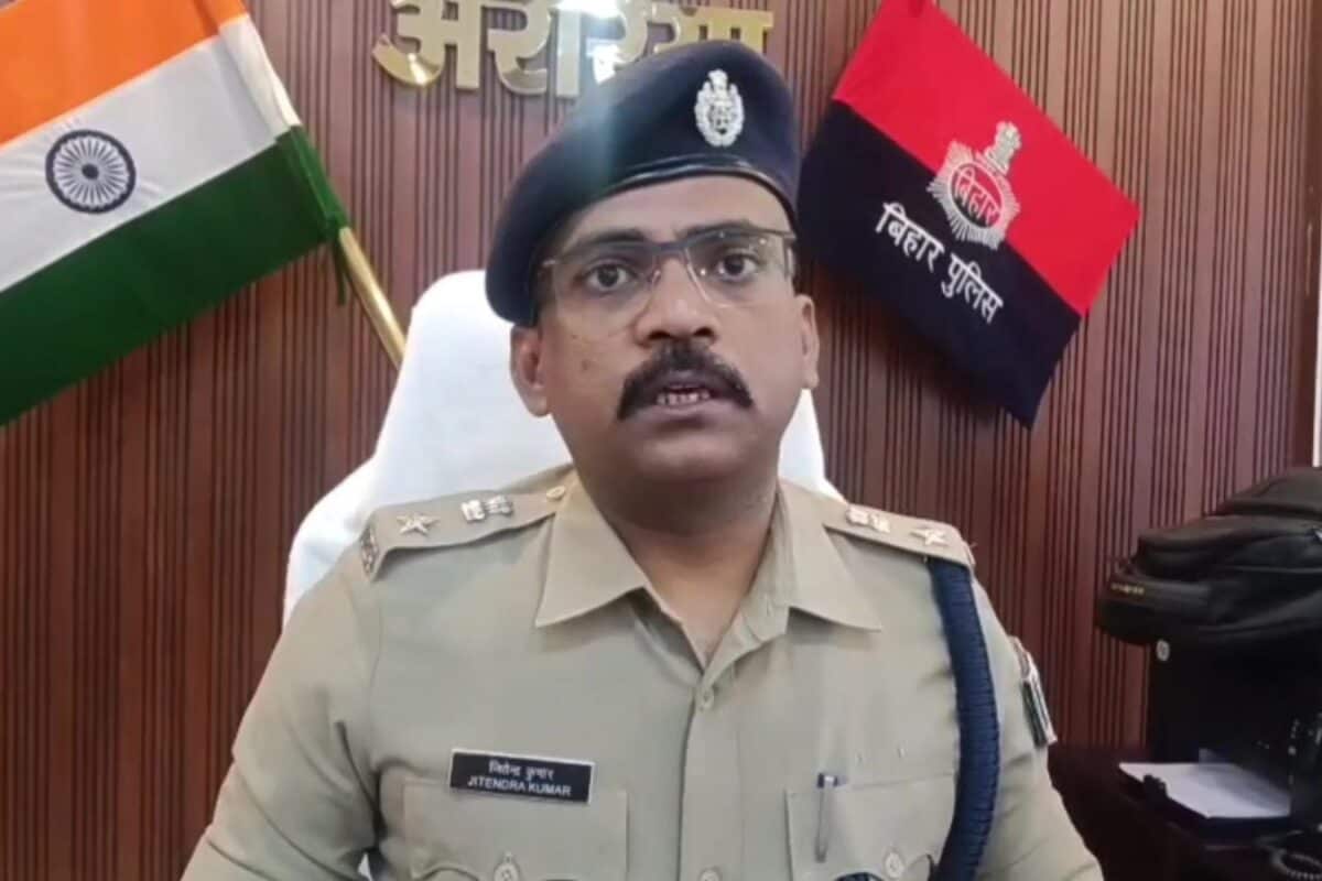 Araria News: तस्करों से मिलीभगत, महिला सिपाही से अनैतिक संबंध और ड्यूटी में लापरवाही; अररिया में 3 दिन में नप गए 4 थानेदार