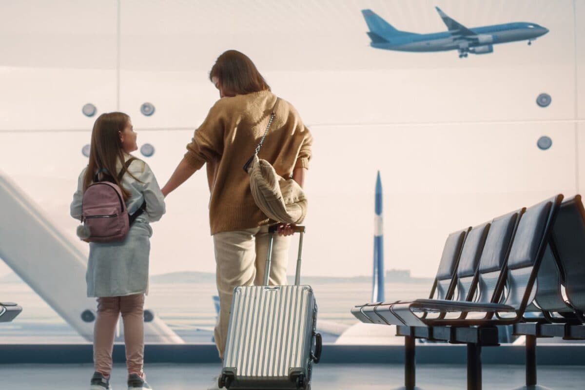 Boarding Pass Rule : विदेशी फ्लाइट के लिए भी नहीं लगेगा फिजिकल बोर्डिंग पास मोबाइल से ही चल जाएगा काम