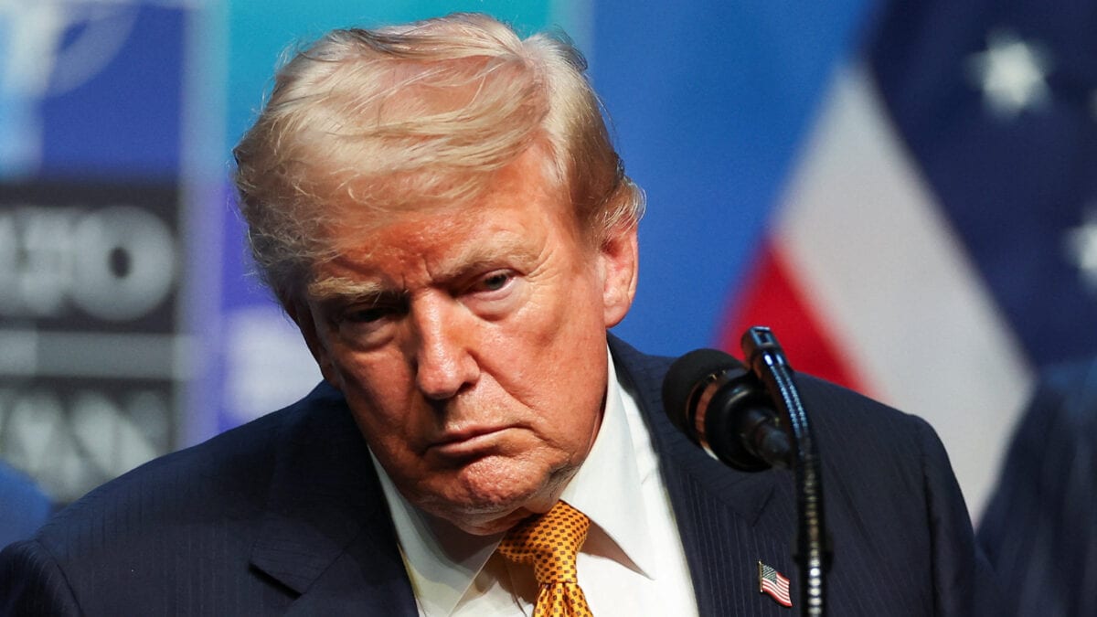 US Debt Crosses 40 Trillion: ट्रंप ने अमेरिका को कर्ज में डुबोया पहली बार  लोन 40 ट्रिलियन डॉलर के पार टैरिफ ने ही लगाई लंका - News18 हिंदी