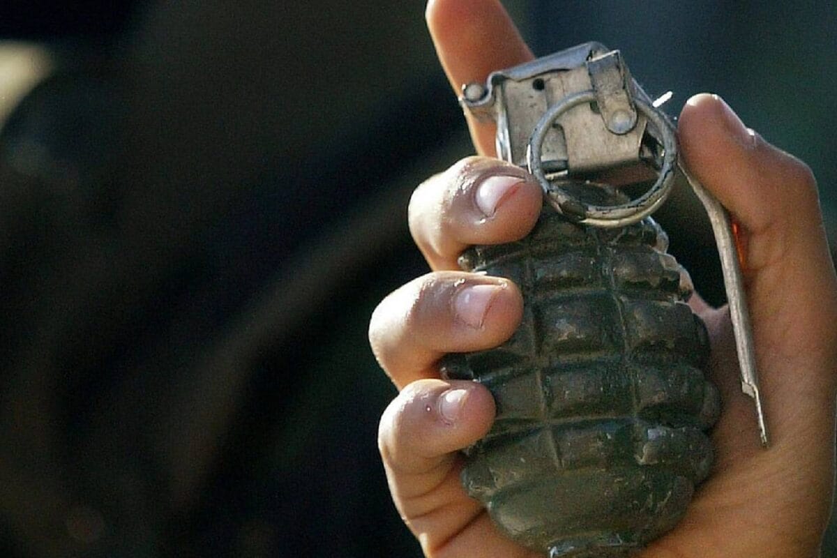 ISI की साजिश 86 हैंड ग्रेनेड 15 अगस्त से पहले भारत में बड़े आतंकी हमले की साजिश का भंडाफोड़