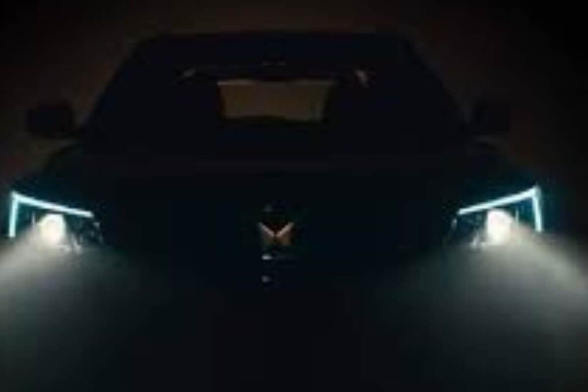 Vehicle Headlamp : कम होने वाली है आपके कार और बाइक की रोशनी सरकार लगाने जा रही सख्त लिमिट