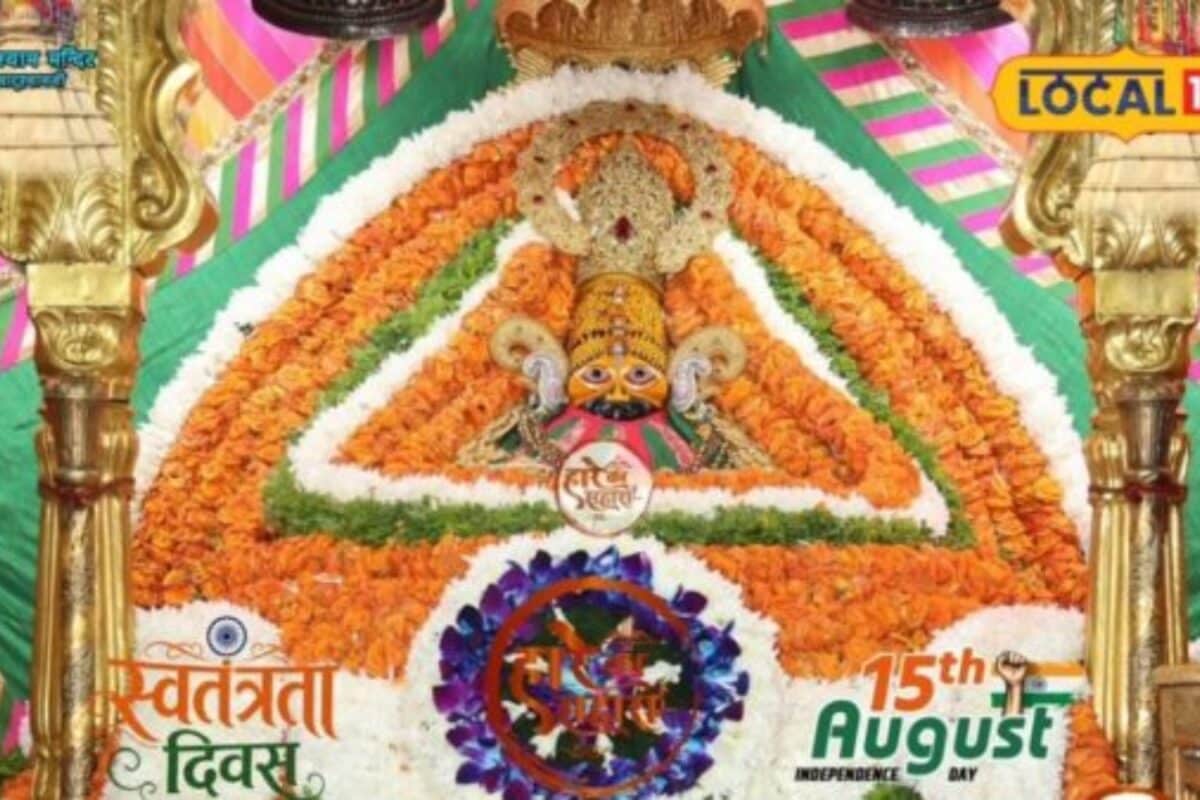 केसरिया-सफेद-हरे फूलों से सजा बाबा श्याम का दरबार रत्नजड़ित मुकुट में दिखा मनमोहक रूप दर्शन को उमड़े भक्त