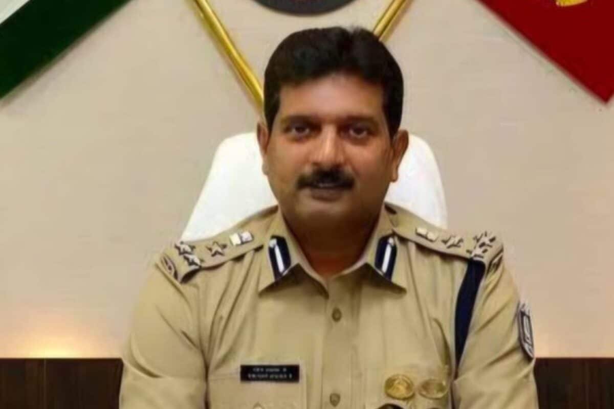 कौन हैं ओडिशा कैडर के ये आईपीएस अधिकारी जिसकी मौत पर शशि थरूर ने किया भावुक पोस्ट