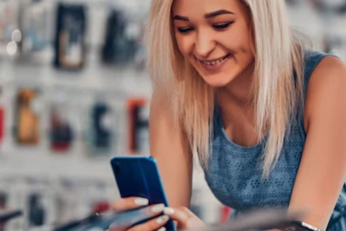 Mobile Industry : ऐपल-सैमसंग और वीवो को टक्कर देंगे देसी मोबाइल ब्रांड सरकार देगी 62500 करोड़ का इंसेंटिव