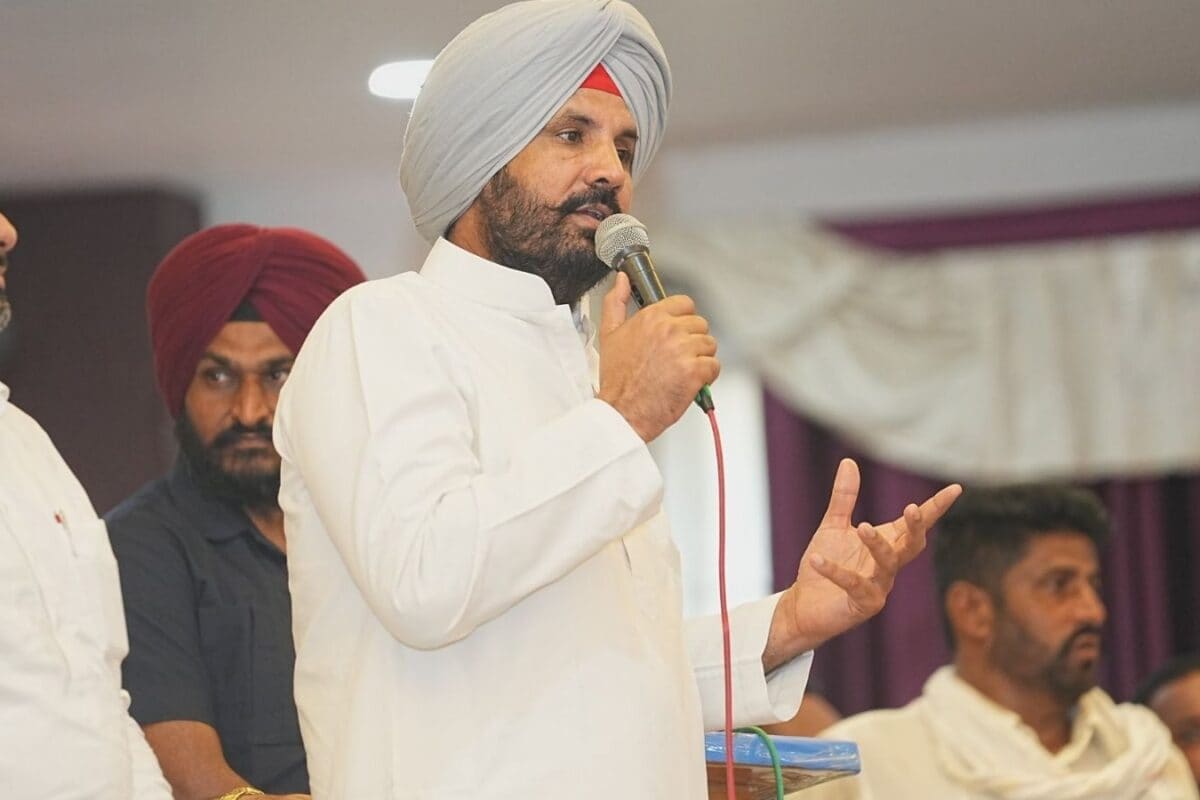 पंजाब कांग्रेस में घमासान रो पड़े राजा वडिंग बोले- विरोधी ही नहीं अपने भी बेगाने हुए मुझे घेरकर मारना चाहते हैं