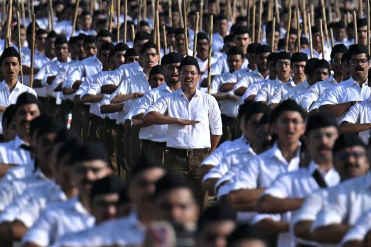 RSS के कार्यक्रमों पर लगेगा ब्रेक कर्नाटक में सरकारी परमिशन वाला बिल पास इसमें क्या है खास