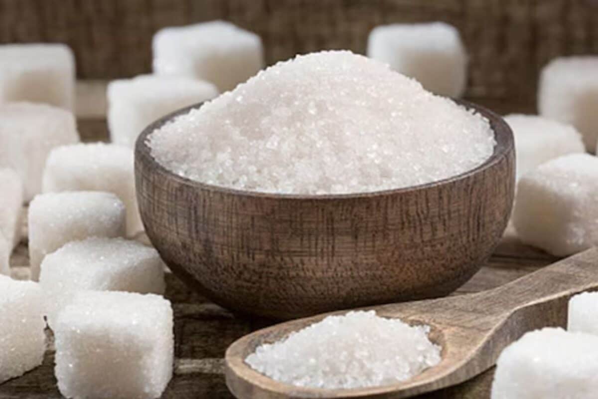 Sugar Price Update : महंगी चीनी कड़वा कर रही स्वाद सस्ती करने के लिए मिलों ने बनाया बड़ा प्लान