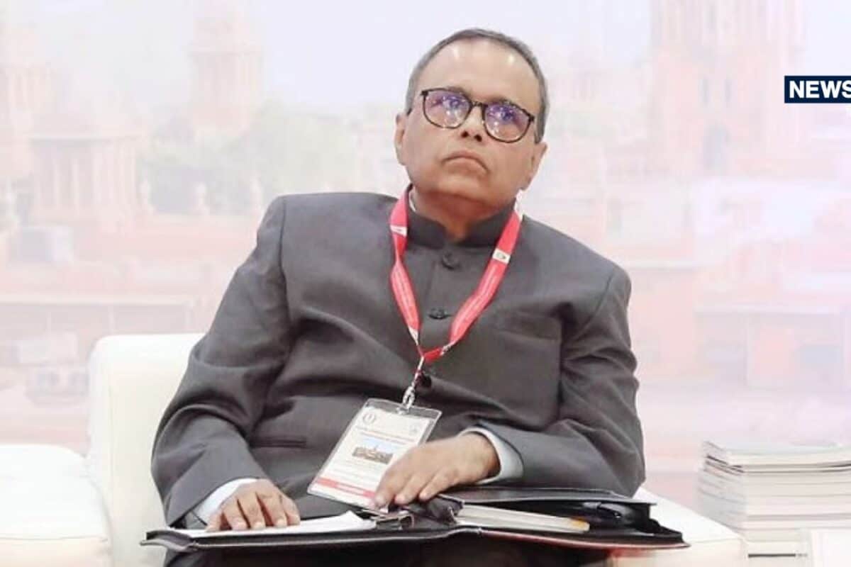 'लाइक के चक्कर में बिक रहा न्याय', सुप्रीम कोर्ट के जज जॉयमाल्य बागची ने सोशल मीडिया को बताया 'हाइड्रा-हेडेड'