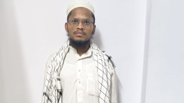 कौन है मोहम्मद जफर? मेरठ में पढ़ा रहा था मसूद अजहर की किताब, भनक लगते ही  उठा ले गई यूपी एटीएस - News18 हिंदी