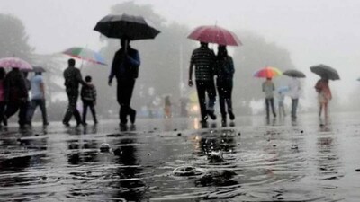 भारत मौसम व‍िभाग के अनुसार 7 अक्‍टूबर को उत्‍तर से लेकर दक्ष‍िण भारत तक अच्‍छी बार‍िश का अनुमान जताया गया है; 
