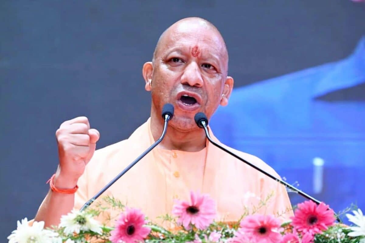 UP 2027: का कहत बा यूपी 60+ महिलाओं को आजीवन फ्री बस यात्रा मेडिकल इंटर्न का स्टाइपेंड ₹25 हजार योगी ने चला चुनावी वैतरणी का तुरुप का इक्का