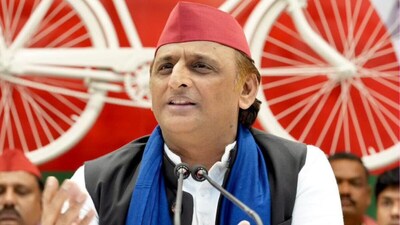 समाजवादी पार्टी के मुखिया अखिलेश यादव.