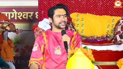 रथयात्रा की जानकारी देते बाबा बागेश्वर. 