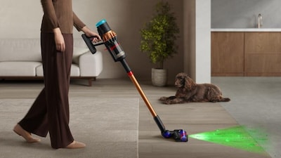 Dyson का नया Cordless Vacuum Cleaner लॉन्च! 900W Hyperdymium Motor और 315AW Suction के साथ कई स्मार्ट फीचर्स. Photo: Dyson.
