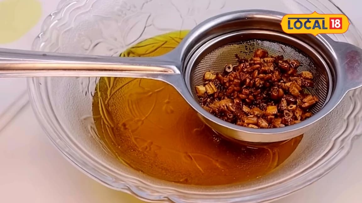 सुबह पेट साफ नहीं होता? चूर्ण-दवा छोड़िए, सोने से पहले तलवों पर इस तेल से करें मालिश, कब्ज की हो जाएगी छुट्टी