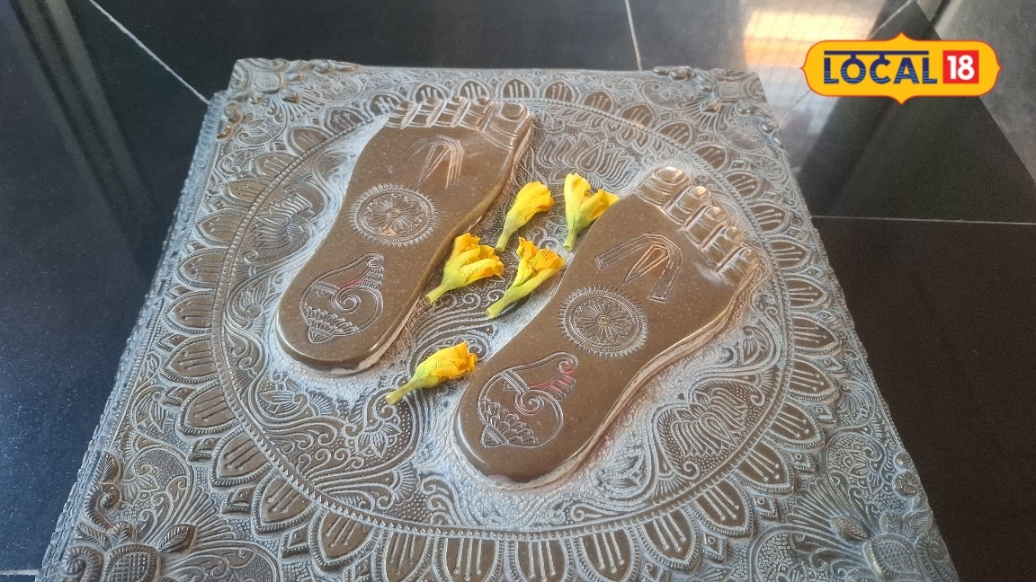 आगरा के पूर्णमासी कालरात्रि मंदिर की रहस्यमयी कहानी जानें कैसे एक बच्चे के सपने से हुई मां काली के चरण चिन्हों की खोज और भक्तों की आस्था