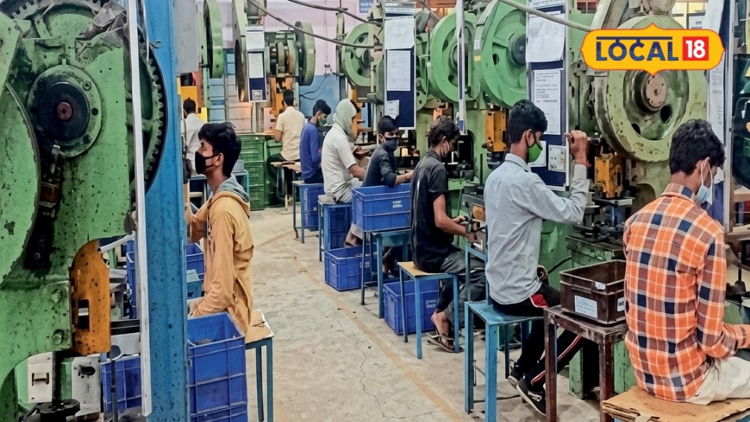 Sikar News: Despite fewer industrial ventures than Bikaner, Sikar surpasses it in employment generation, with 328,000 workers currently employed.
