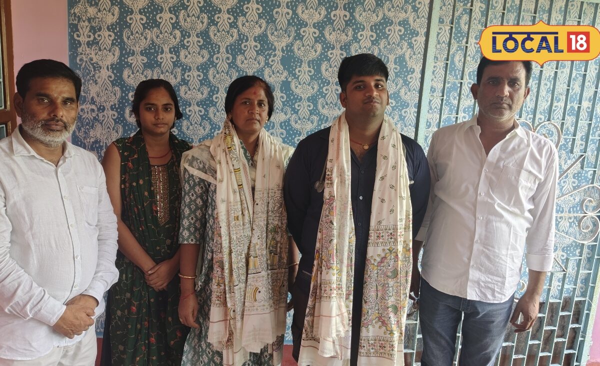 जिस दिन हुआ पिता का निधन, उसी दिन थी बोर्ड परीक्षा, मां ने छिपाया दुख, आज बेटे ने NEET PG में हासिल की 67वीं रैंक