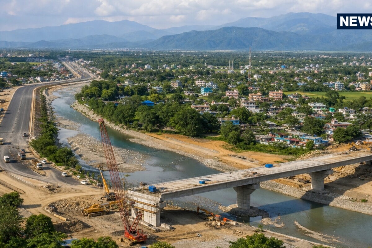 नेपाल का वो शहर जहां से भारत का ‘चिकन नेक’ झांकता है चीन, उड़ा दिए 300 मिलियन डॉलर
