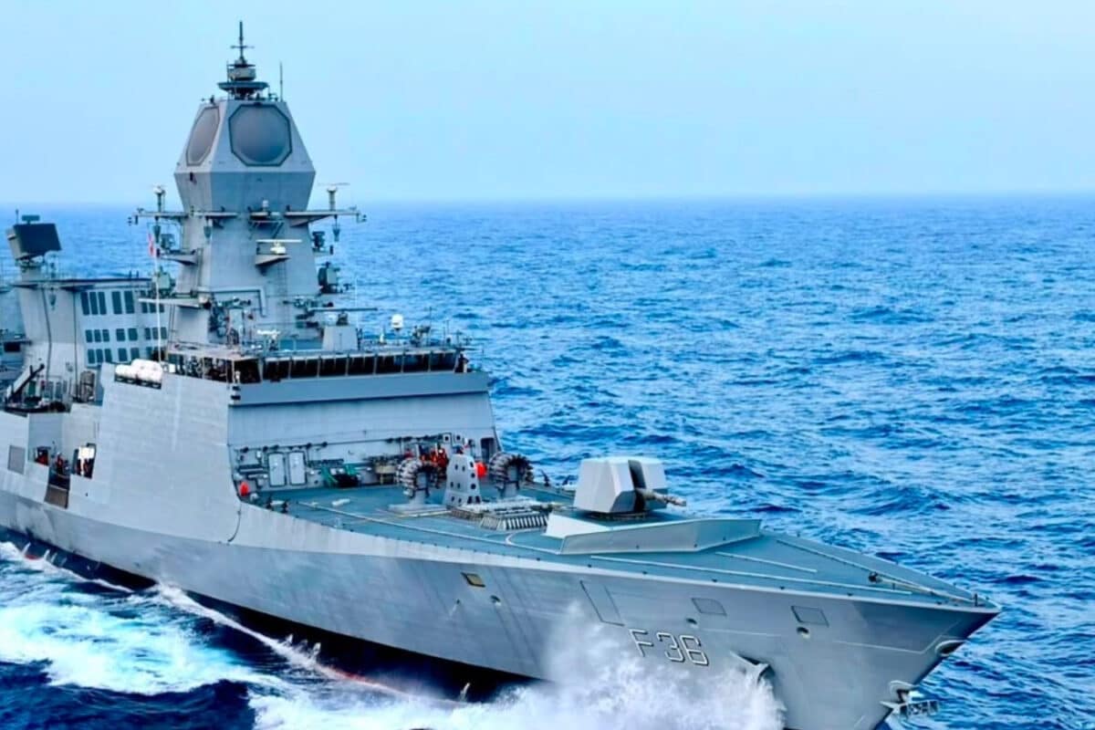 जब भारतीय वॉरशिप के सामने अचानक आ गया पाक नेवी का जहाज समंदर में कैसे मची खलबली